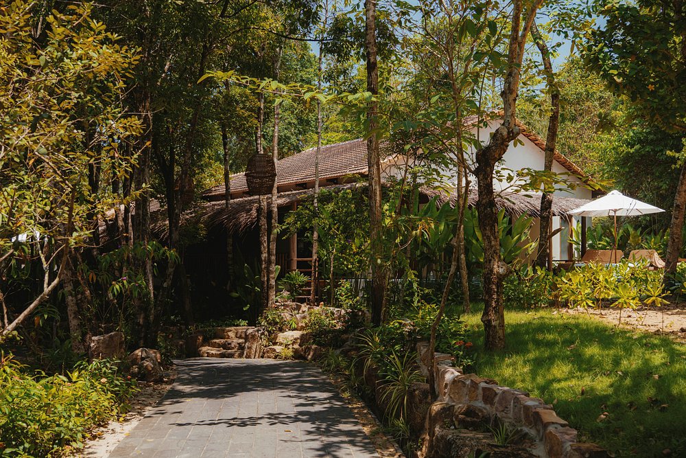 green-bay-phu-quoc-resort