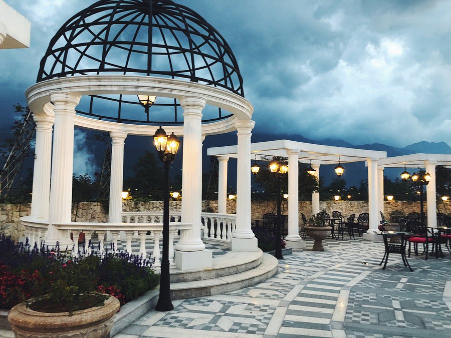 silk-path-grand-sapa-resort-and-spa