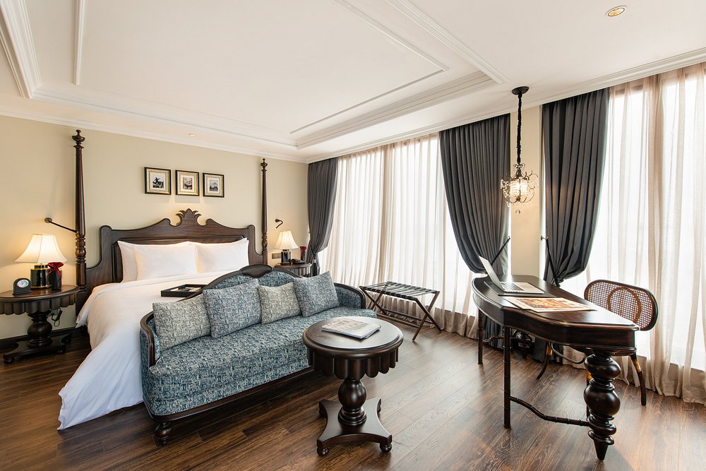 la-siesta-classic-ma-may-hanoi