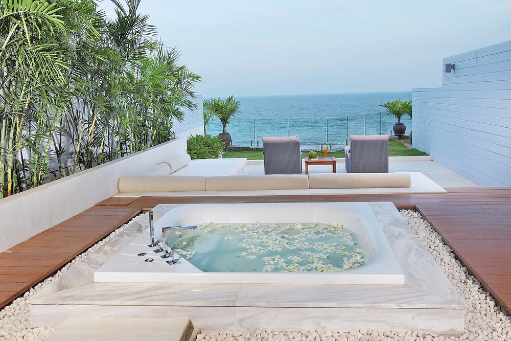 the-cliff-resort-residences