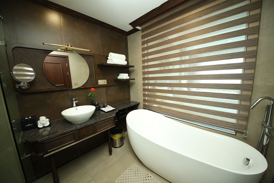 Ninh Binh Legend Hotel