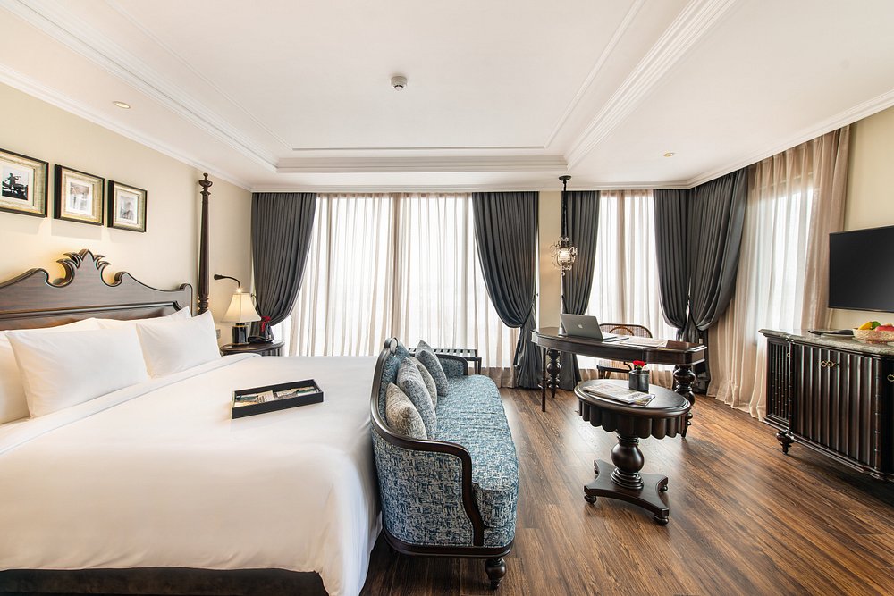 la-siesta-classic-ma-may-hanoi