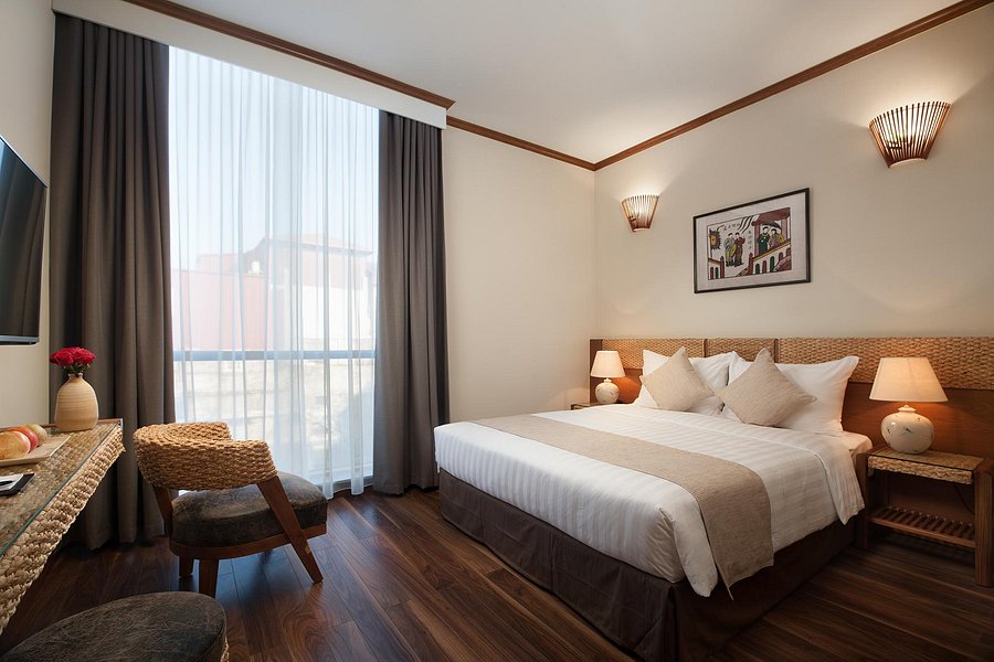 mk-premier-boutique-hotel-luxury-room