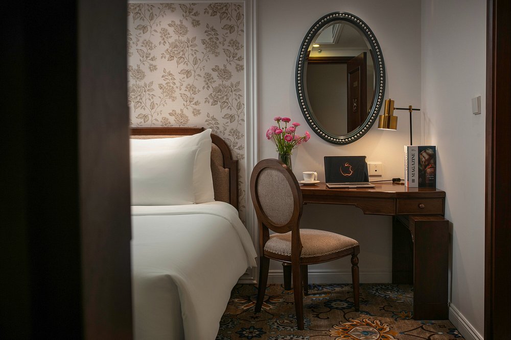 the-oriental-jade-hotel