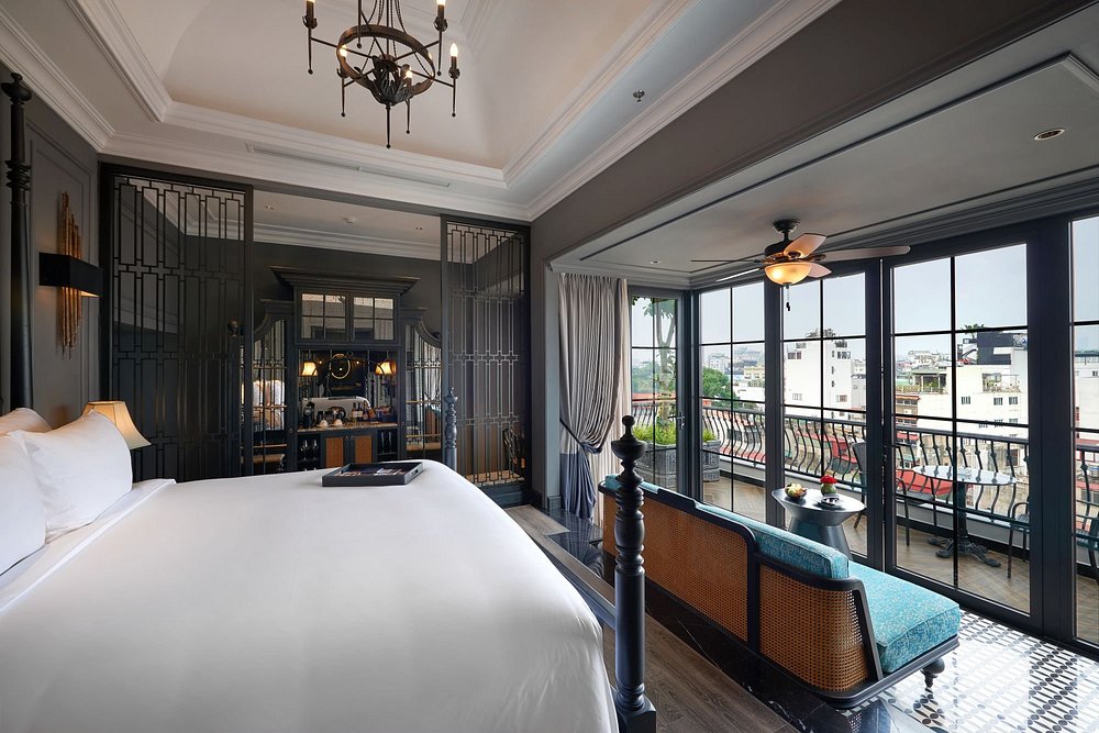 la-siesta-premium-hang-be-hotel-hanoi