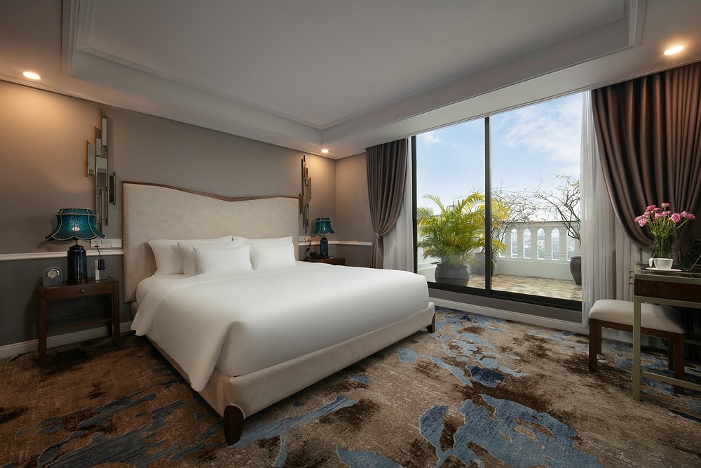 the-oriental-jade-hotel
