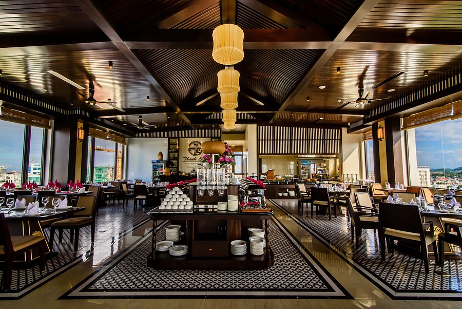 thanh-lich-royal-boutique
