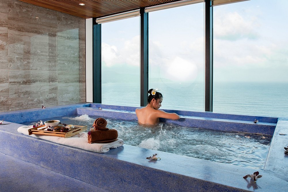 sala-danang-beach-hotel