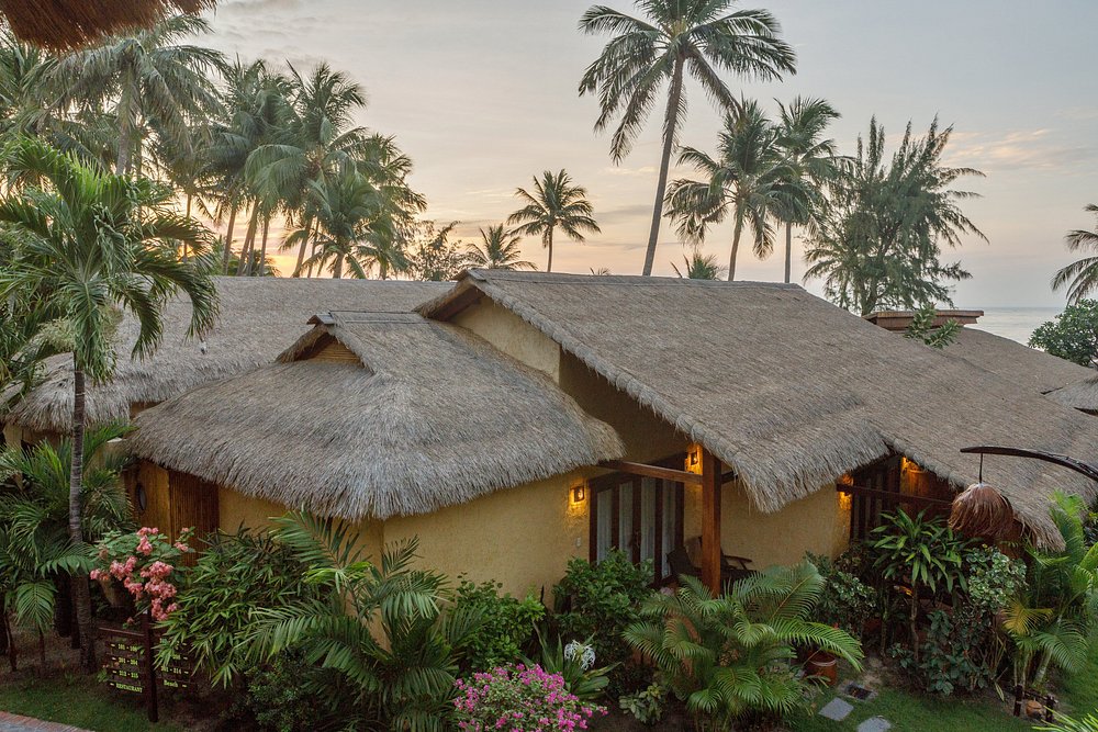 bamboo-village-beach-resort-and-spa