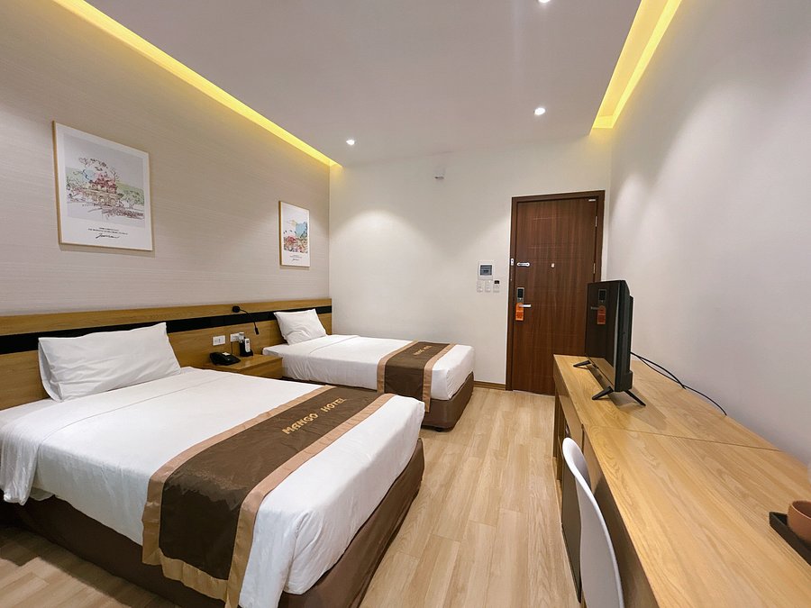 mango-hotel-twin-room