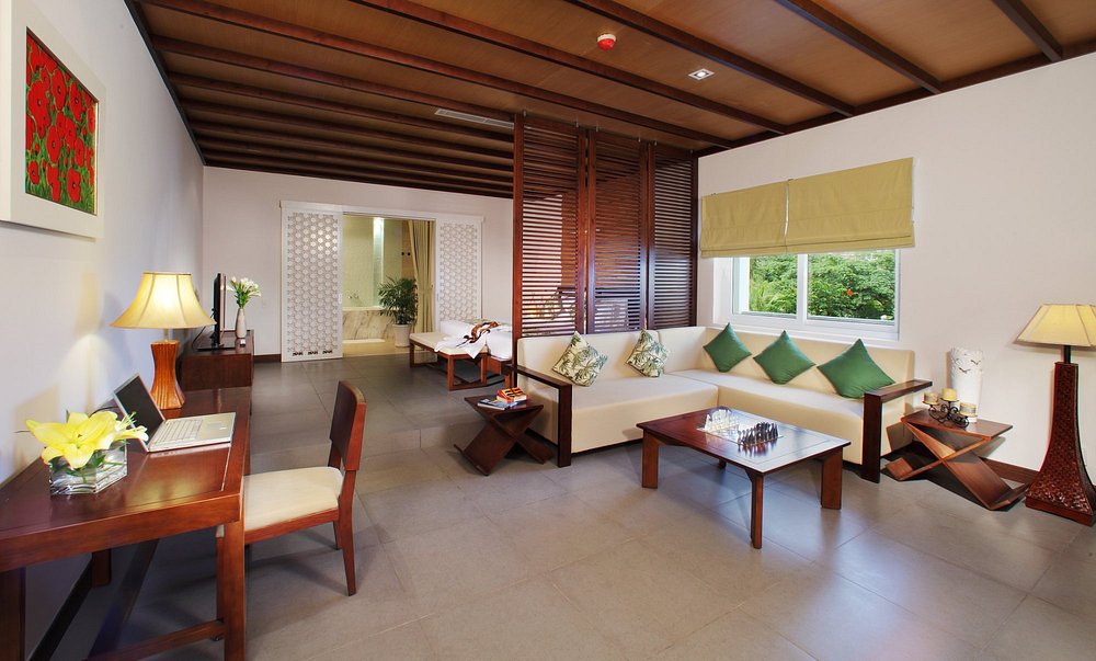the-cliff-resort-residences