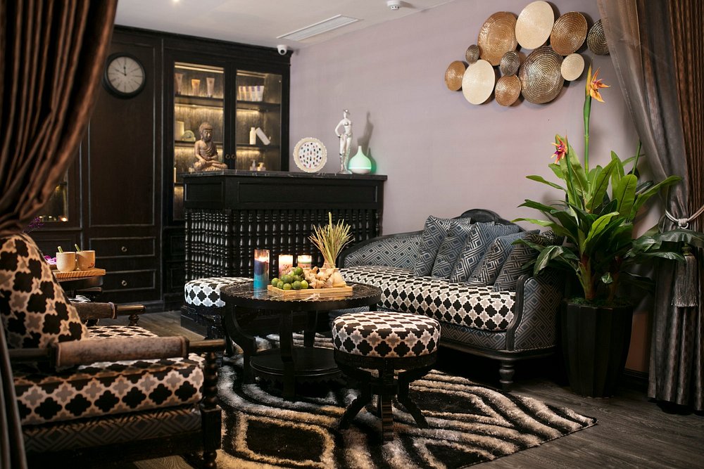 jm-marvel-hotel-and-spa