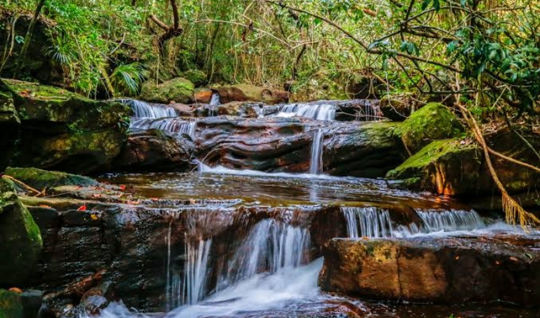 vietnam-waterfalls-13