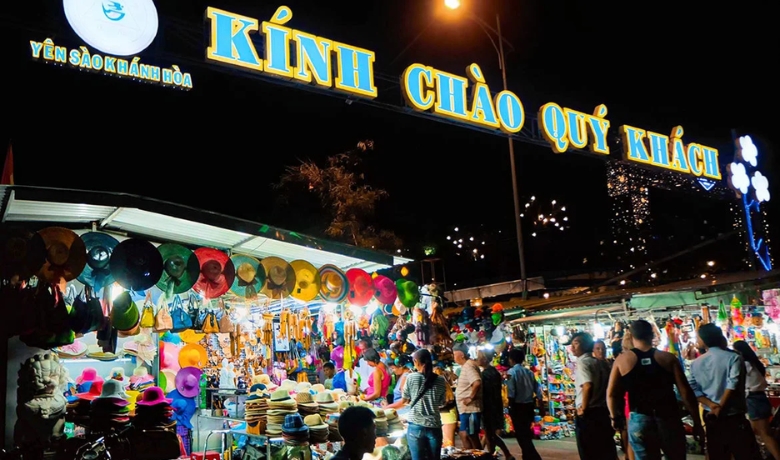 night-markets-in-vietnam-7