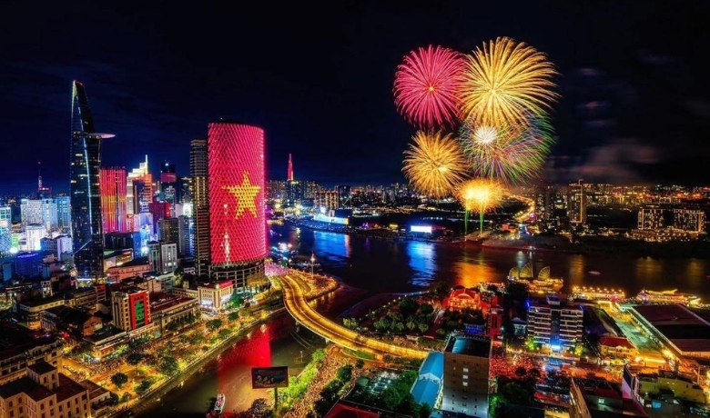 vietnam-public-holiday-1