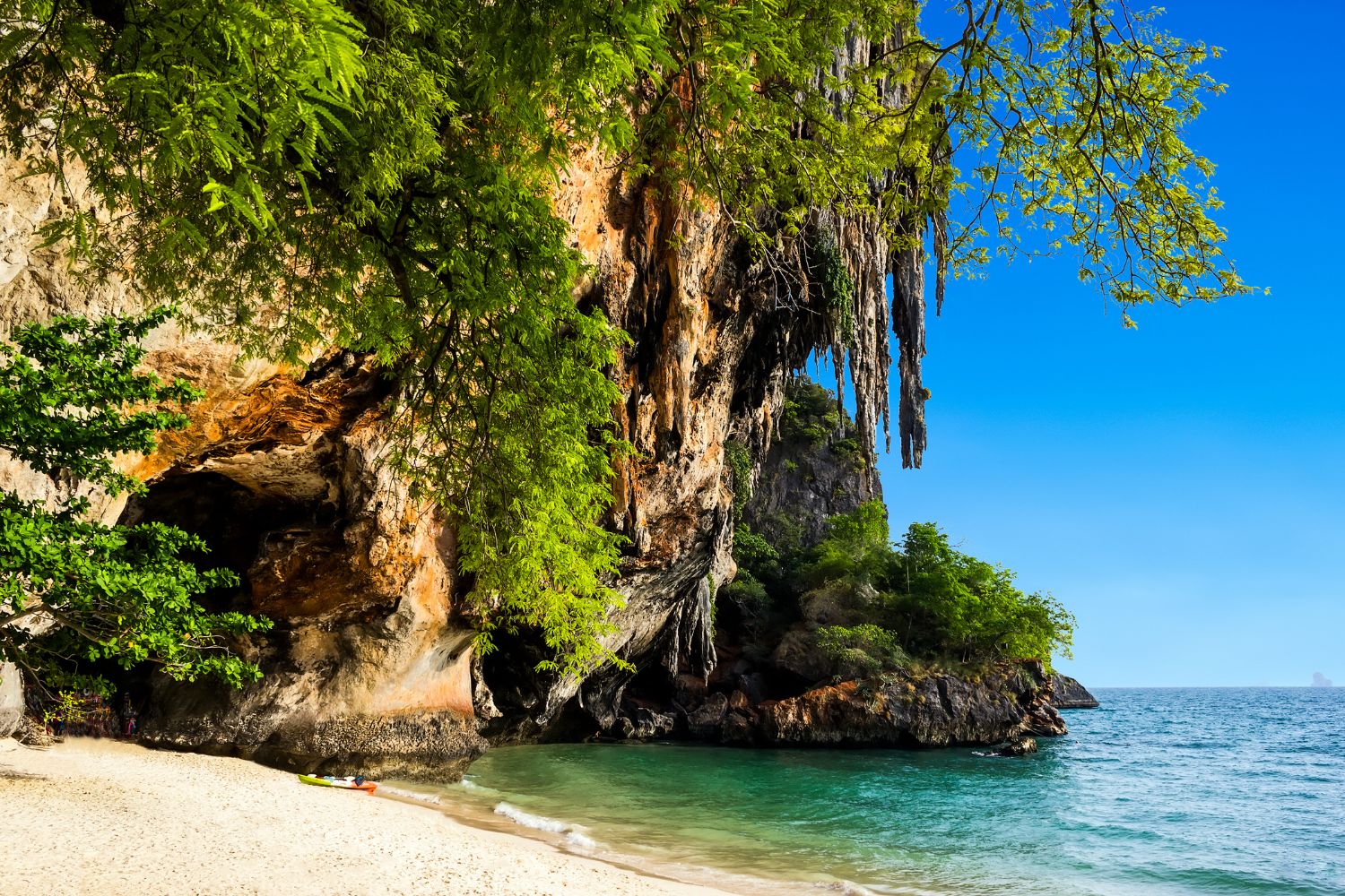 phra-nang-cave-beach-things-to-do-in-krabi