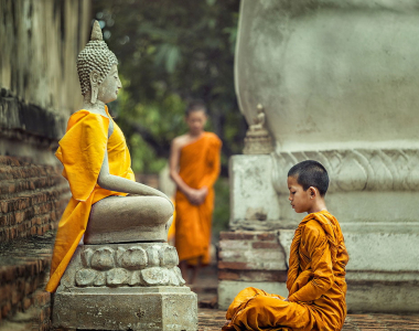 15 Essential Cambodian Etiquette Rules for First-Time Visitors