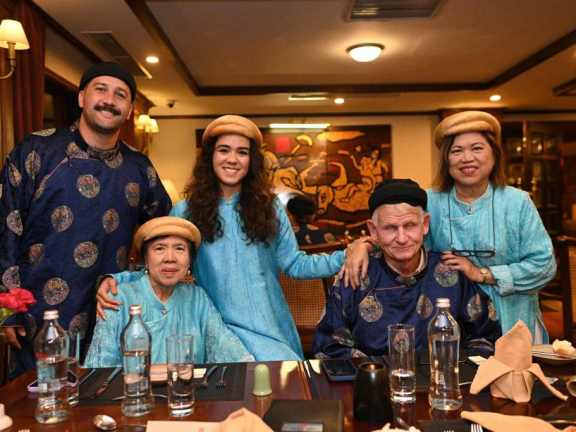 Zeny Family