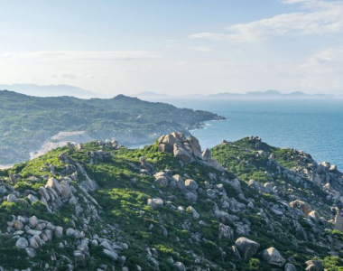 Is Vietnam Worth Visiting? 10 Amazing Reasons To Say YES!