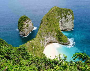 Southeast Asia in April: Where to Go & Things to Do (2026)