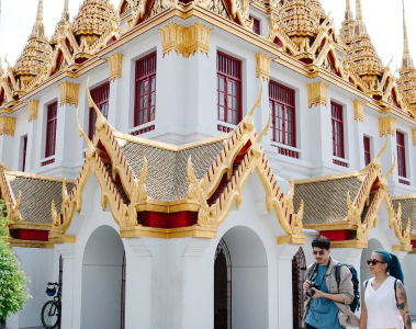 Thai Etiquette and Customs: 9 Essential Tips for a Great Trip