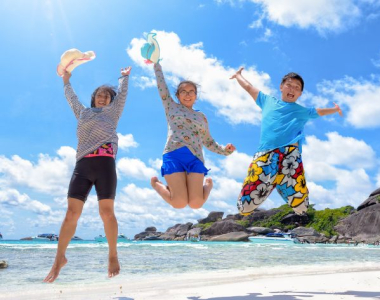 What To Do In Thailand With Your Family: Beaches, Temples, and Summer Fun